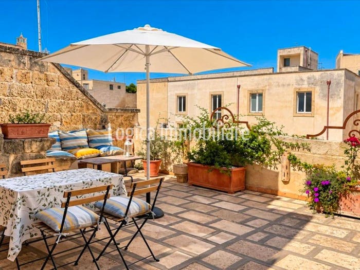 Casa trilocale in vendita in Via Manfredi, Centro Storico, Lecce
