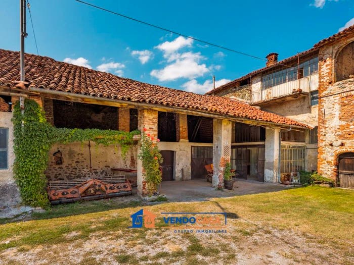 Casa con 6 locali in vendita in Via Torre, Frabosa Sottana