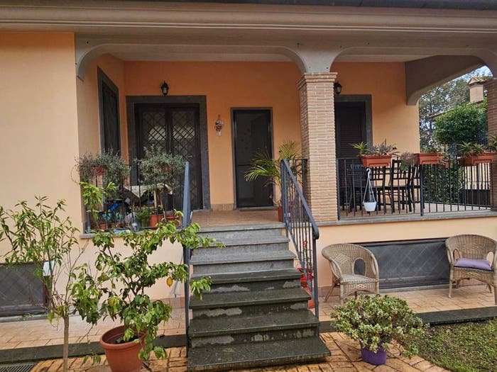 Casa con 6 locali in vendita in Via Elini, Aranova, Fiumicino