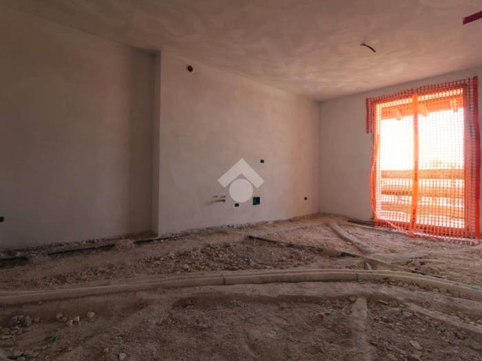 Appartamento trilocale in vendita in Via Roma, Centro, Barbariga