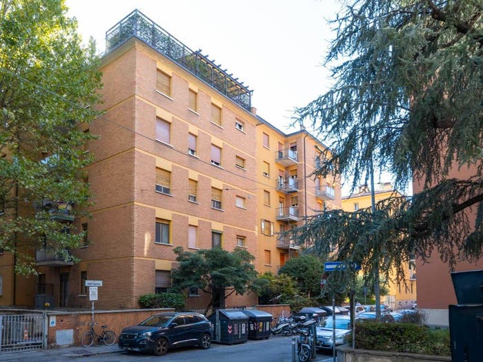 Appartamento con 5 locali in vendita in Via dell'Isonzo, Costa, Bologna