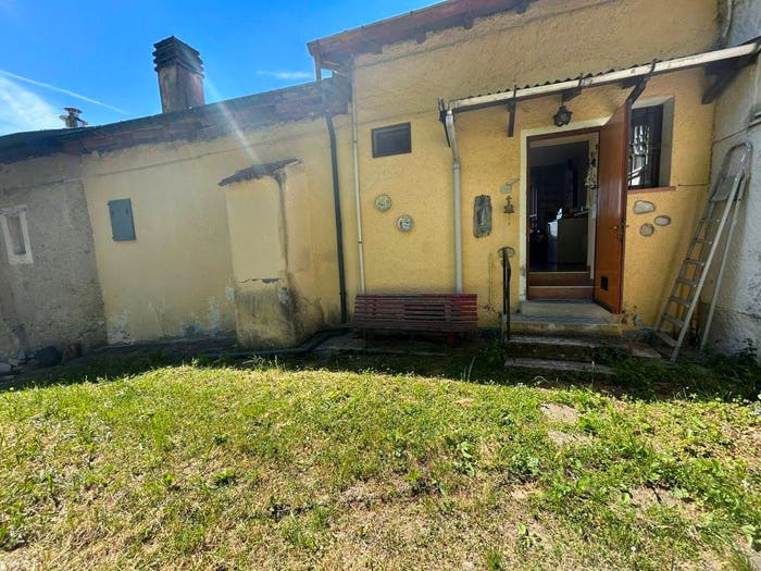Appartamento bilocale in vendita in Vicolo Taddeo, Vararo, Cittiglio