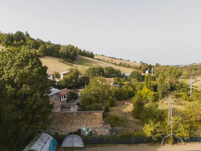 Casa con 6 locali in vendita in Via Fondo Val Tiepido, Maranello