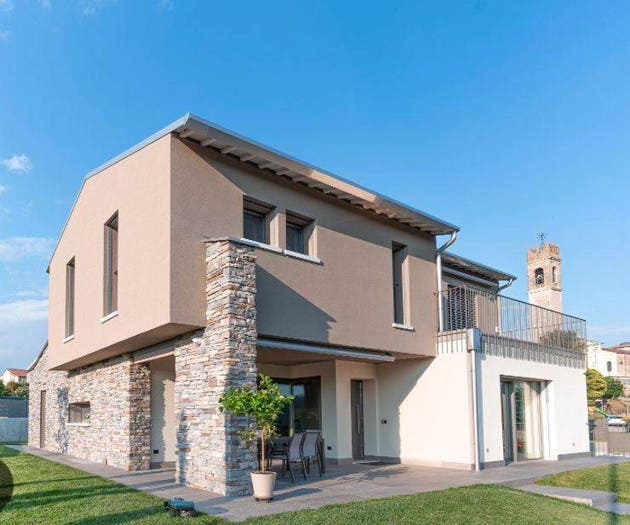 Casa con 6 locali in vendita in Centro, Albinea