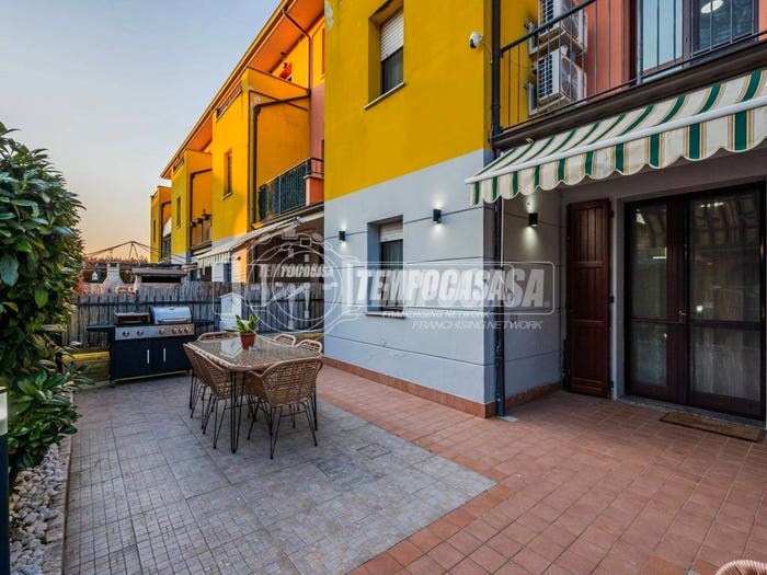 Appartamento trilocale in vendita in Via PER RIOLO, Riolo, Castelfranco Emilia