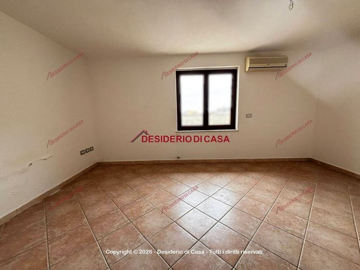 Appartamento con 6 locali in vendita in Via Case Nuove, Centro, Barcellona Pozzo di Gotto