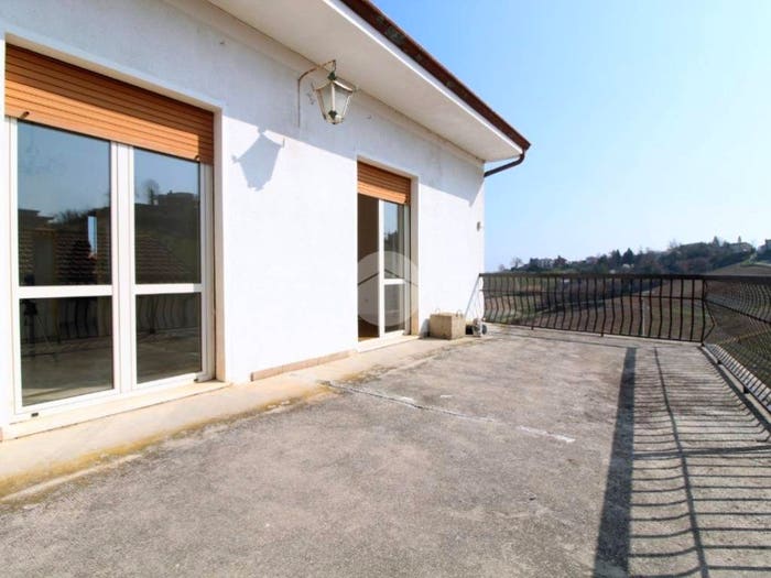 Casa quadrilocale in vendita in Località Bertelli, Bertelli, Montaldo Roero