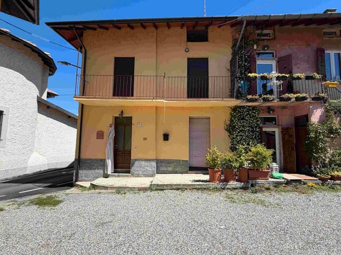 Appartamento trilocale in vendita in Via Roma, Centro, Ranco