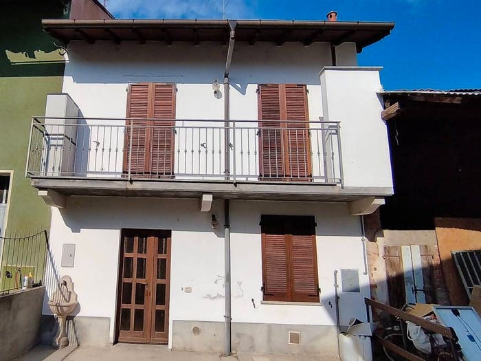 Casa bilocale in vendita in Via Lavatelli, Centro, Cassolnovo