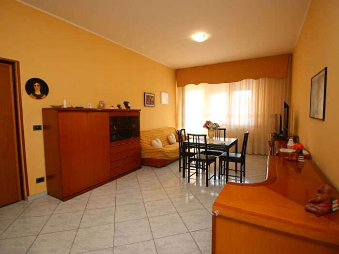Appartamento quadrilocale in vendita in Viale Francesco Crucioli, Centro, Teramo