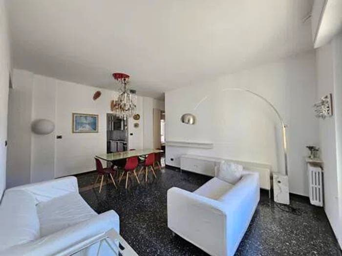 Appartamento quadrilocale in vendita in Via dei Piccone, Centro, Albisola Superiore