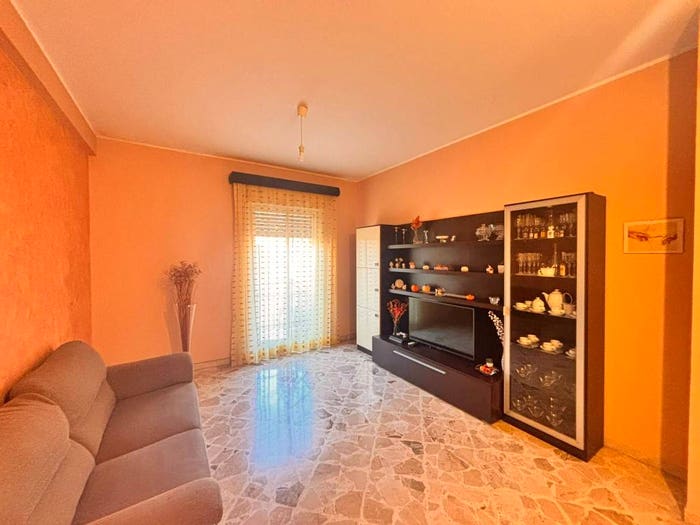 Appartamento trilocale in vendita in Via Ammiraglio Caracciolo, Rapisardi, Catania