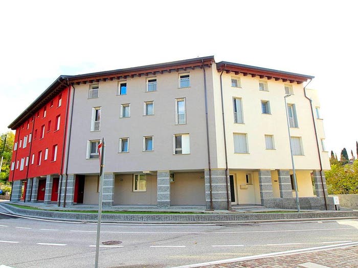 Casa quadrilocale in vendita in Piazza Marnico, Centro, Artegna