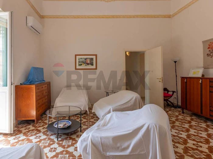 Casa con 6 locali in vendita in CORSO UMBERTO, Modica Bassa, Modica