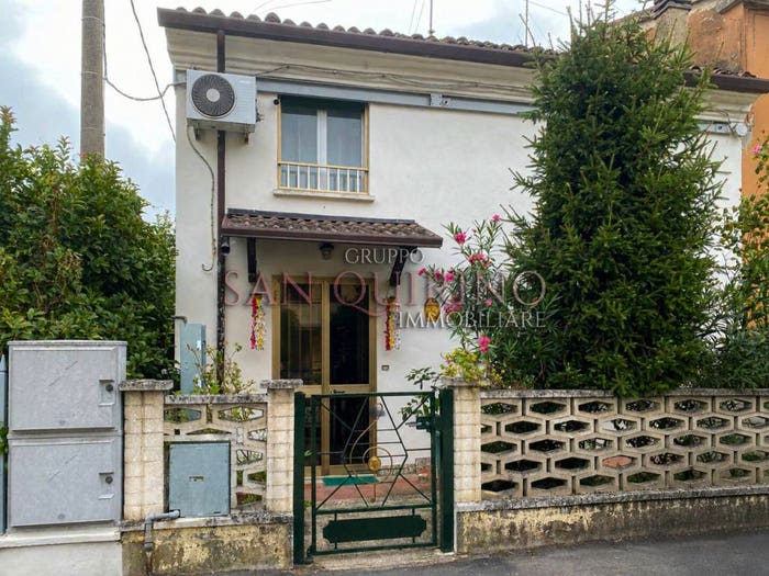 Casa trilocale in vendita in Via ugo roncada, Centro, San Giacomo delle Segnate