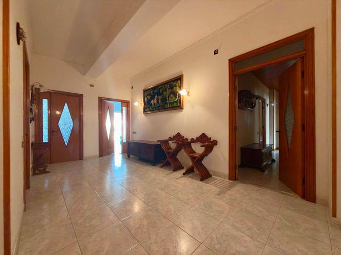 Appartamento con 5 locali in vendita in via Garibaldi, Lungomare Marconi, Alba Adriatica