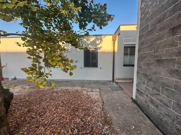 Casa con 6 locali in vendita in Via Asiago, Loria Bessica, Loria