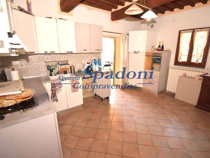 Casa quadrilocale in vendita in Via Vergin Chiusa, Pozzarello, Monsummano Terme