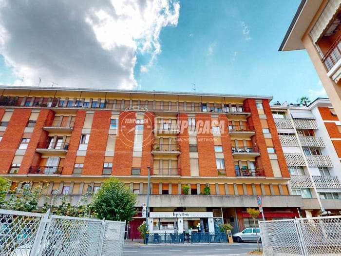 Appartamento quadrilocale in vendita in Viale Risorgimento, Centro, Bra