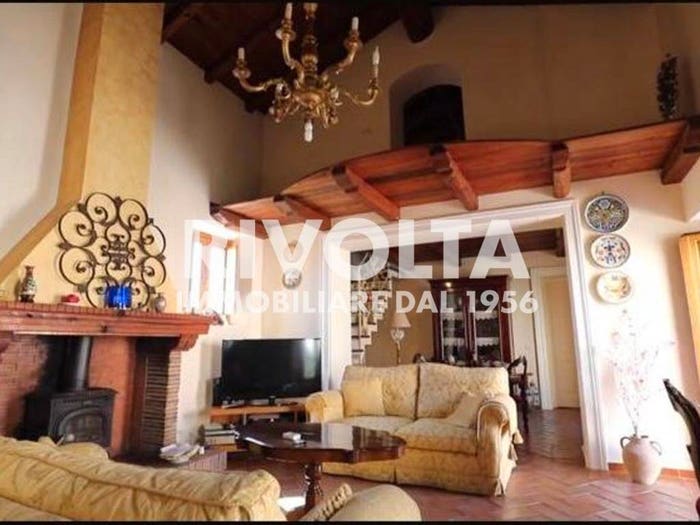 Appartamento trilocale in vendita in Piazza del Risorgimento, Centro, Roccagorga