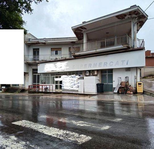 Casa con 6 locali in vendita in Viale Aldo Moro, Centro, Pachino