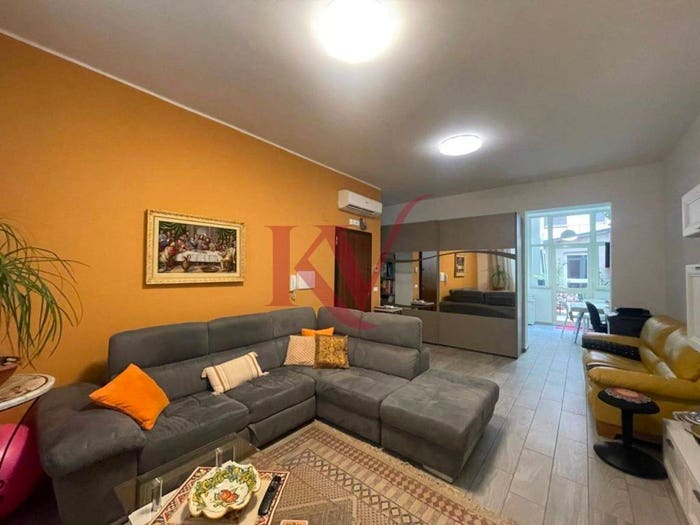 Appartamento quadrilocale in vendita in VIA UMBERTO I, Centro, Barcellona Pozzo di Gotto