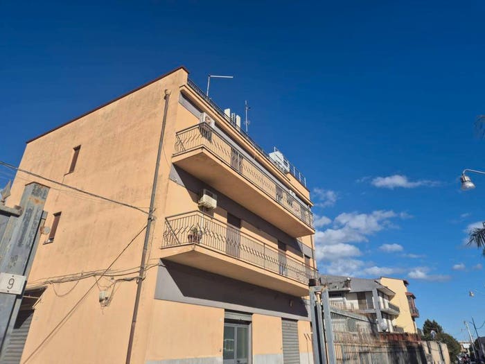 Appartamento quadrilocale in vendita in Via Santicelli, Santicelli, Palermo