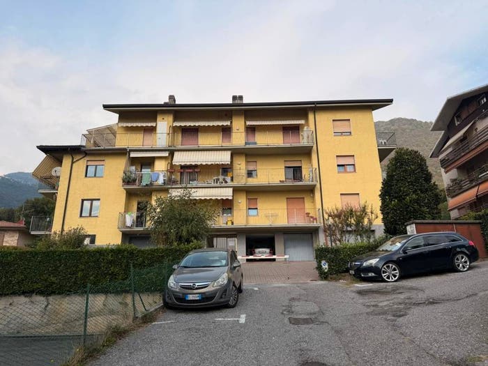 Appartamento trilocale in vendita in Via Giovanni Giolitti, Centro, Albino