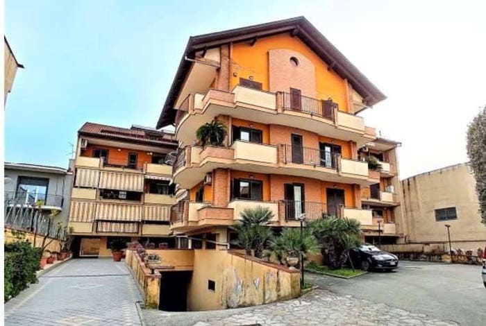 Appartamento con 6 locali in vendita in Vico Rosa n, Nuovo Corso Campano Marchesella, Giugliano in Campania