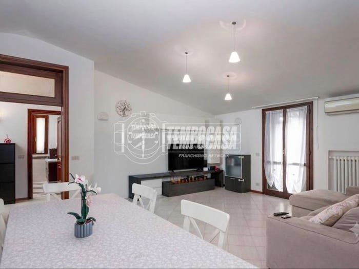Appartamento trilocale in vendita in Centro, Castellarano