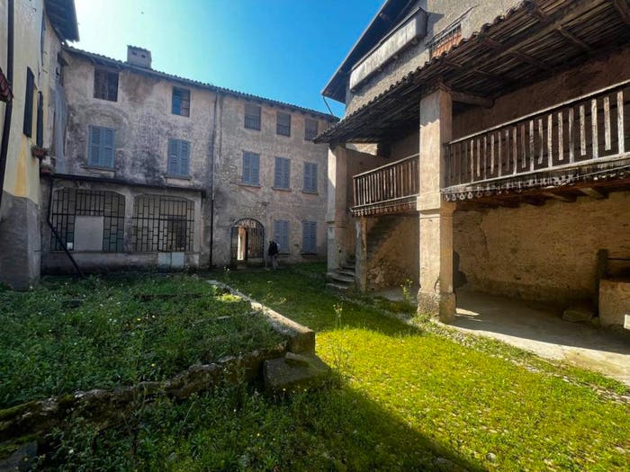 Casa in vendita in Via balzerina, Centro, Sale Marasino