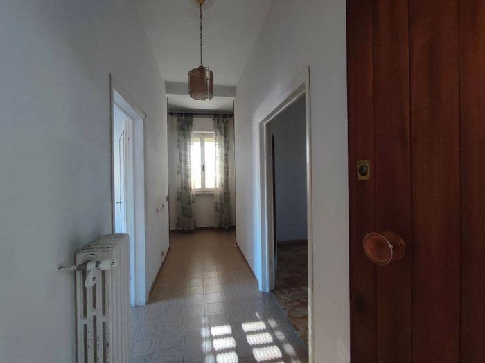 Appartamento con 5 locali in vendita in Via Giovanni Pascoli, Cecina Centro, Cecina