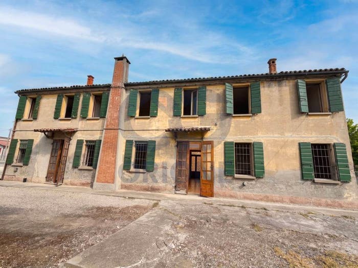 Casa con 6 locali in vendita in Via per Scortichino, Centro, Bondeno
