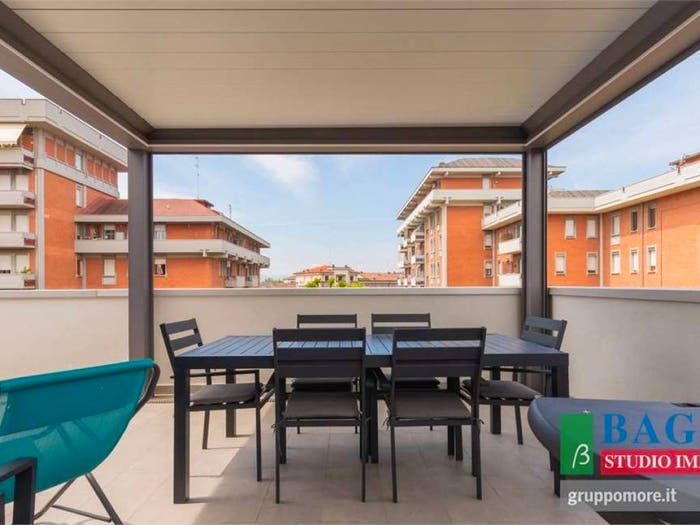Casa con 6 locali in vendita in Buon Pastore Parco Amendola, Modena