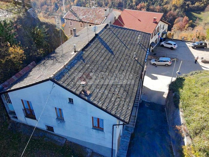 Casa quadrilocale in vendita in Via Castello, Cerreto Langhe, Cerretto Langhe