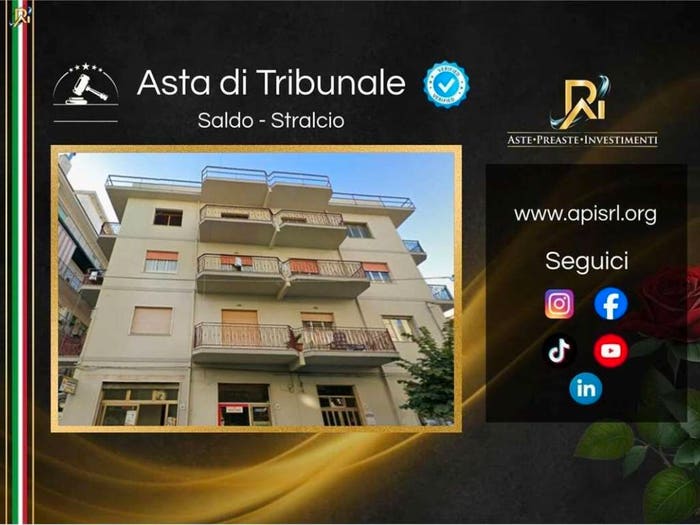 Appartamento con 6 locali in vendita in Via Giacomo Matteotti, Centro, Barcellona Pozzo di Gotto
