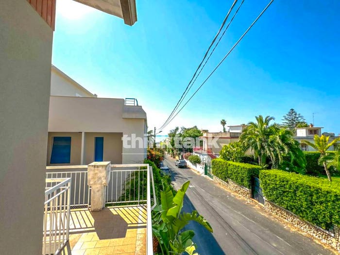 Casa con 6 locali in vendita in Viale Lido, Lido Di Noto, Noto