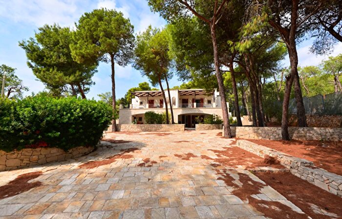 Casa con 12 locali in vendita in Via Panoramica, Nardo'
