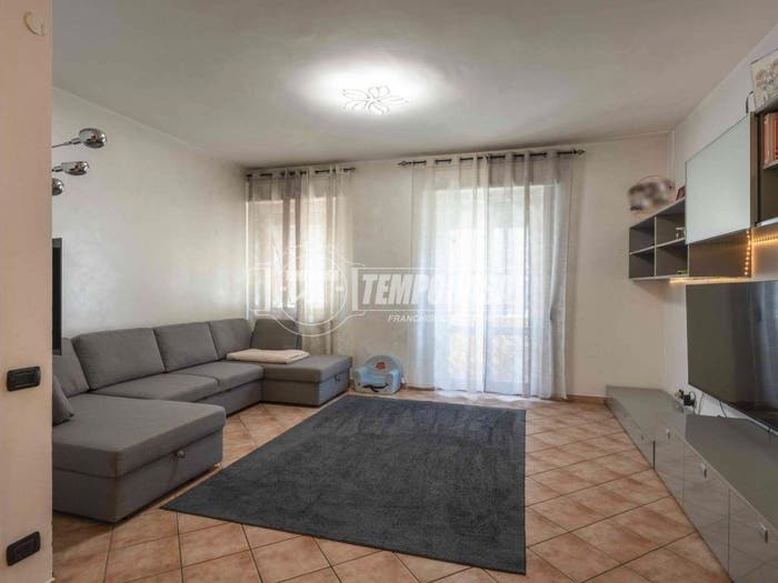 Appartamento quadrilocale in vendita in Via Monte Pennino, Centro, Castelraimondo