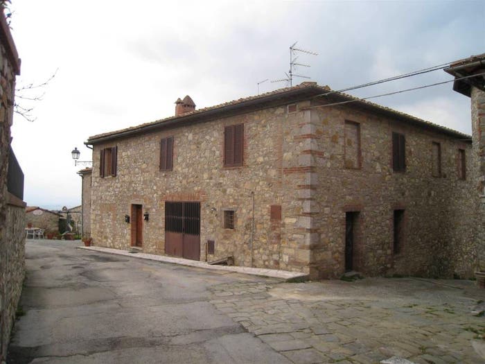 Appartamento con 6 locali in vendita in Villa A Sesta, Castelnuovo Berardenga