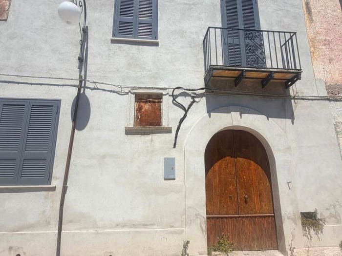 Casa con 5 locali in vendita in Via Falchi, Camigliano