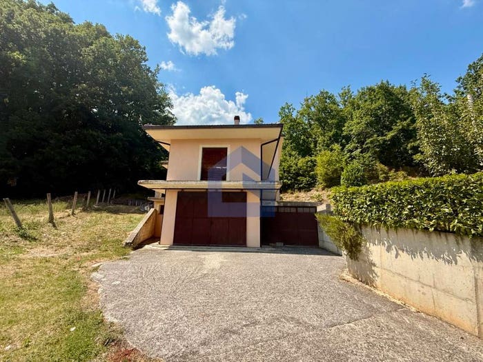 Casa con 6 locali in vendita in Casale Luigiotti, Pizzoferrato