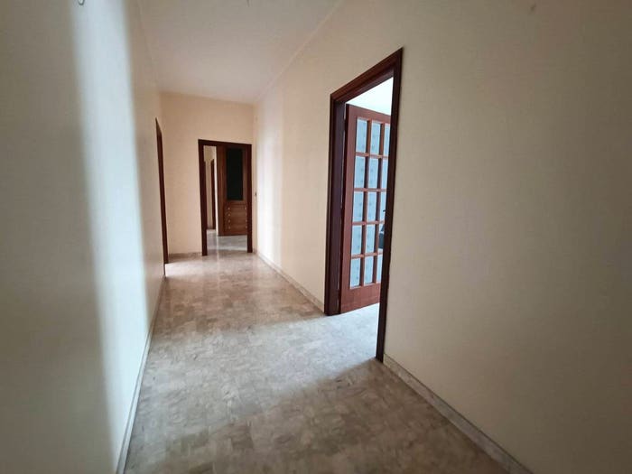 Appartamento quadrilocale in vendita in Via Cappuccini, Cappuccini, Brindisi