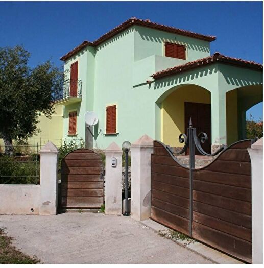 Casa quadrilocale in vendita in Località Sarrala, Tertenia