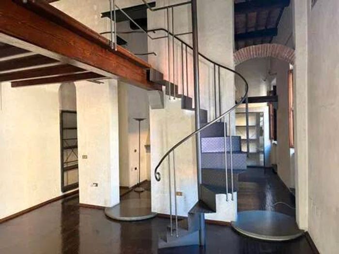 Appartamento con 5 locali in vendita in Piazza Toniolo Antonio, San Martino, Pisa