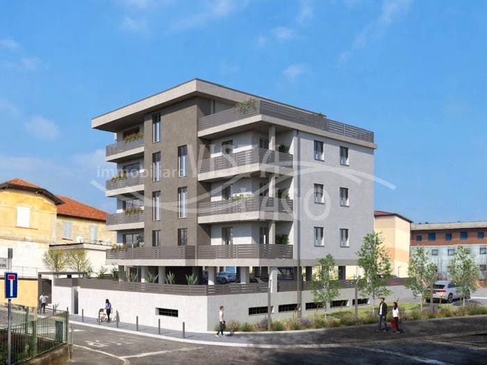 Appartamento trilocale in vendita in Via Trieste angolo via Scalabrini, Centro, Fino Mornasco