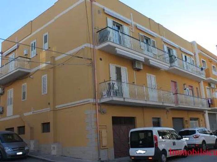 Appartamento con 5 locali in vendita in Via Delle Regioni, Centro, Ispica