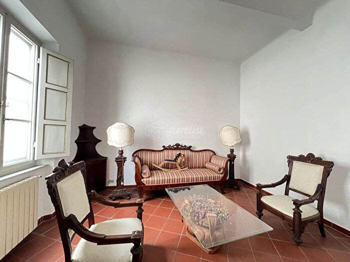 Appartamento quadrilocale in vendita in Via Felice Cavallotti, Centro, Viareggio
