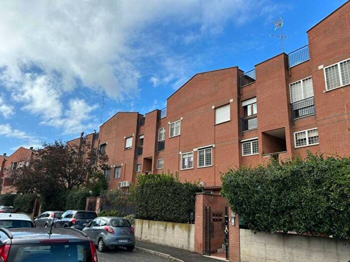 Appartamento con 5 locali in vendita in Via Luigi Ploner, La Storta, Roma