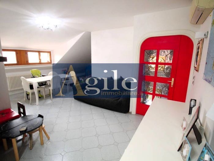 Appartamento con 5 locali in vendita in VIA SASSARI, Ascoli Piceno